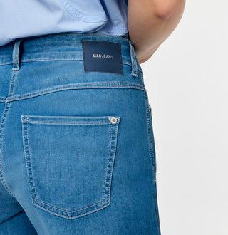 D490 summer mid blue wash;10