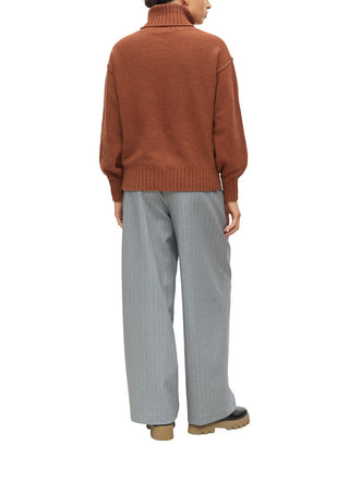 8807 BROWN;7