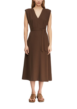 8943 BROWN;3