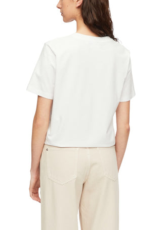 01D8 WHITE;2