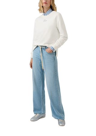 02D0 WHITE;4