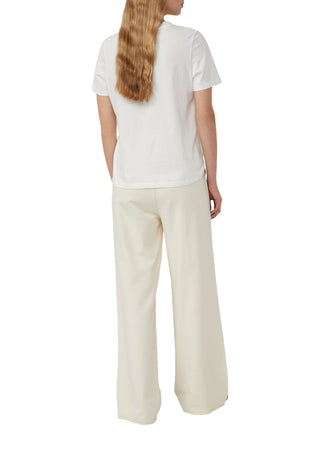 02D0 WHITE;3