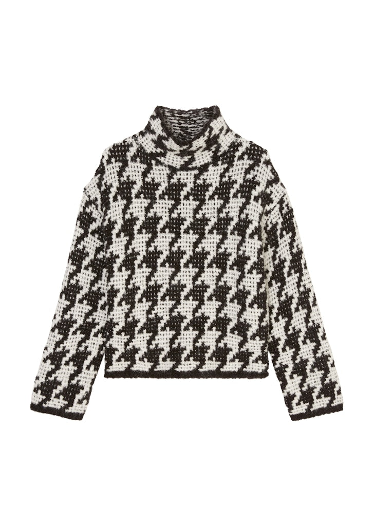 H82 houndstooth / black;1