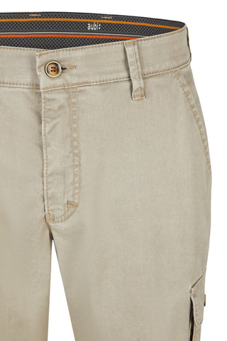 beige (28);9