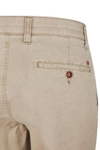 beige (28);4